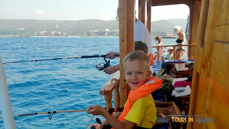 Snorkeling in Alanya with Fishing image 13