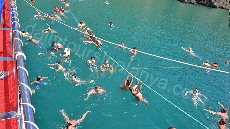 Alanya Sunset Boat Tour image 8