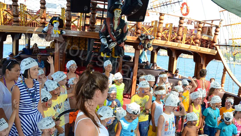 Alanya Grand Troys Pirate Boat Tour photo 15