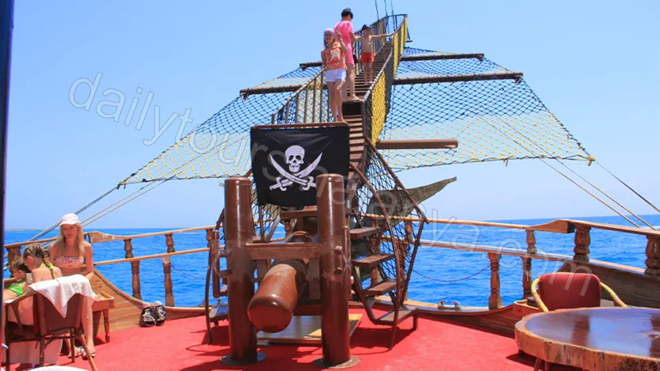 Alanya Grand Troys Pirate Boat Tour photo 16