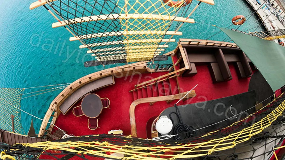 Alanya Grand Troys Pirate Boat Tour photo 2