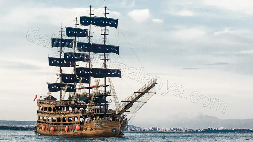 Alanya Grand Troys Pirate Boat Tour photo 19