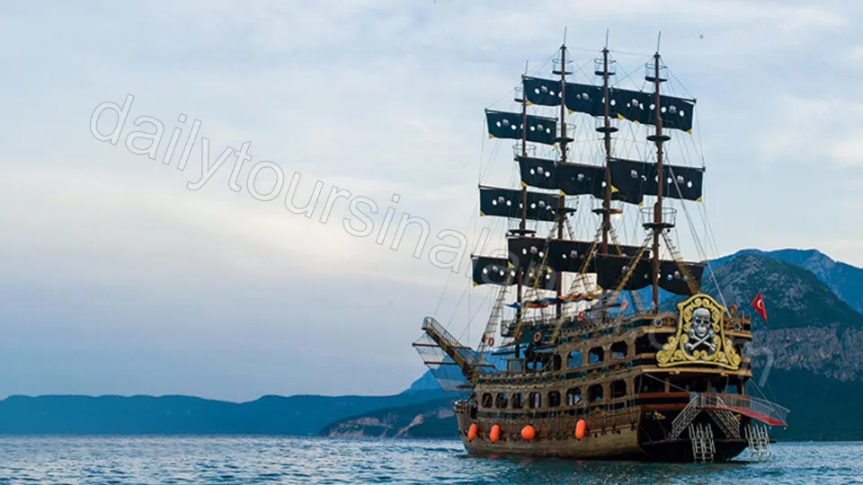 Alanya Grand Troys Pirate Boat Tour photo 20