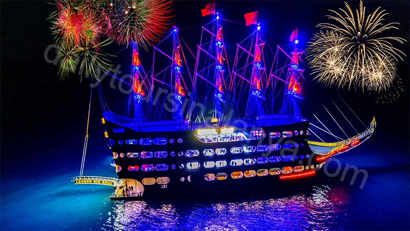 Legend Big Kral Alanya Night Party Boat Tour image 0
