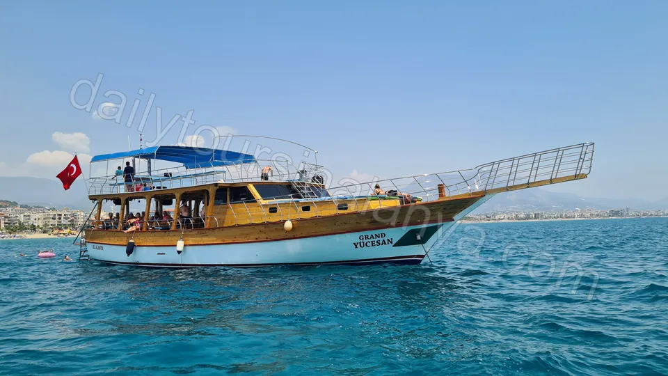 Alanya Tranquil Boat Tour photo 3