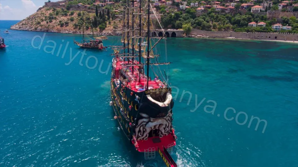 Alanya Big Kral Boat Tour photo 3