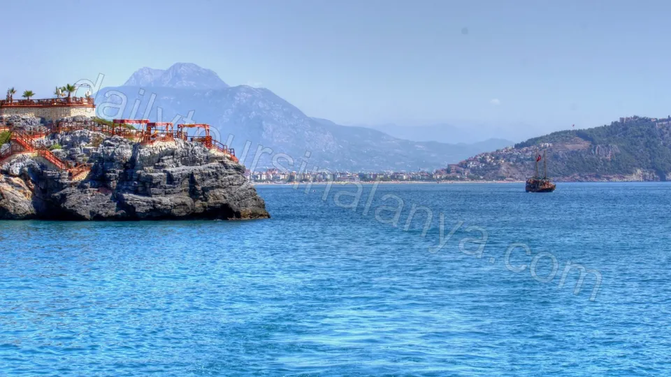 Alanya Group Yacht Tour photo 2