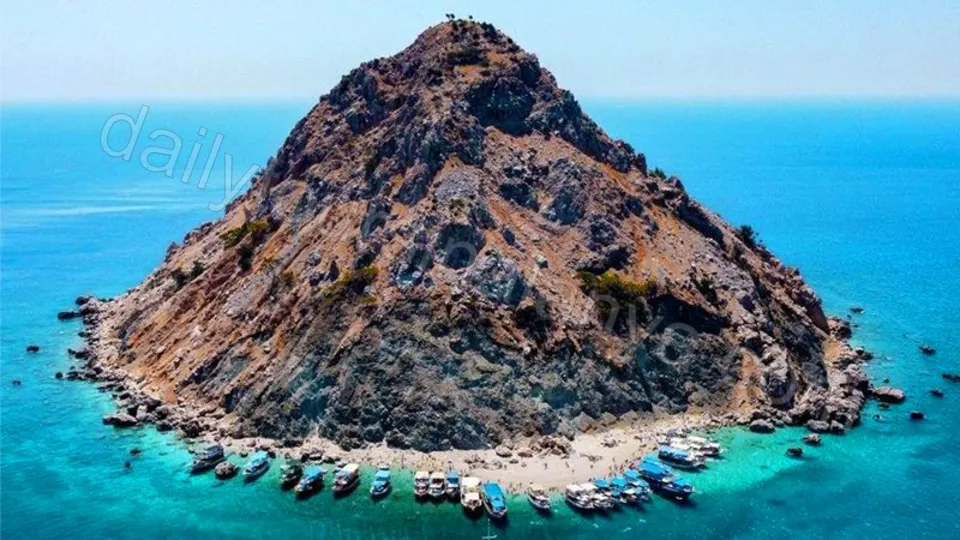 Alanya Suluada Island Boat Tour photo 6