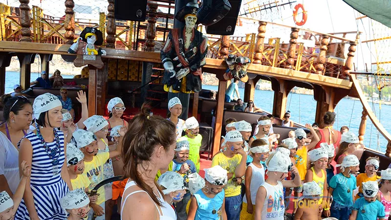 Alanya Magellan Pirate Boat Tour image 27