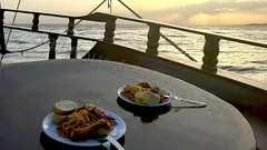 Яхта в Алании на Закате nav photo 2