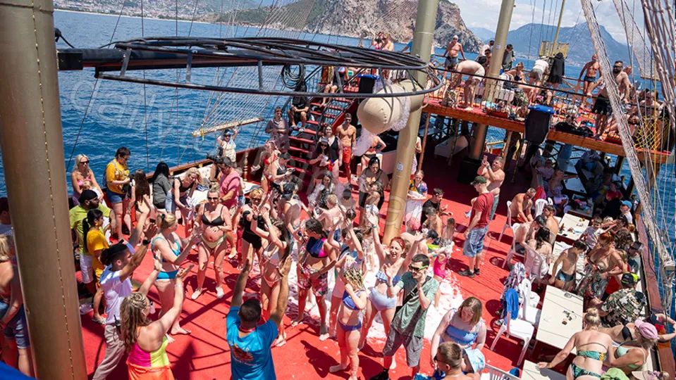 Alanya Viking Gün Batımı Tekne Turu photo 11