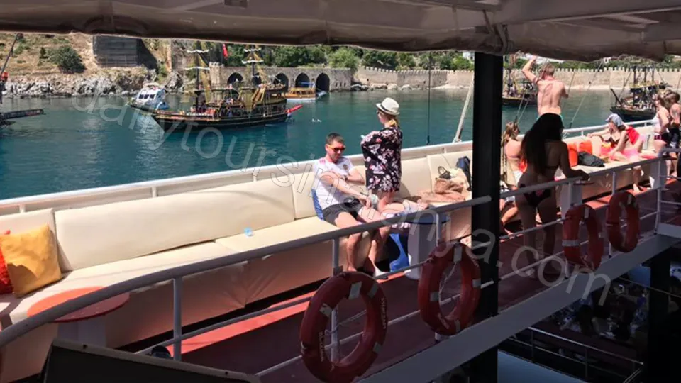 Starcraft Gün Batımı Tekne turu photo 17