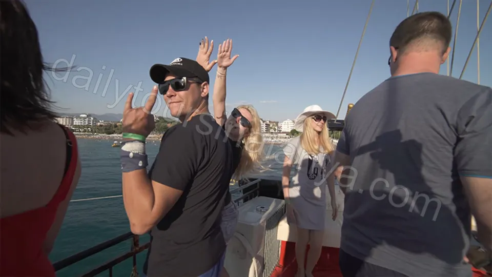 Big Kral Sunset Boat Tour photo 22