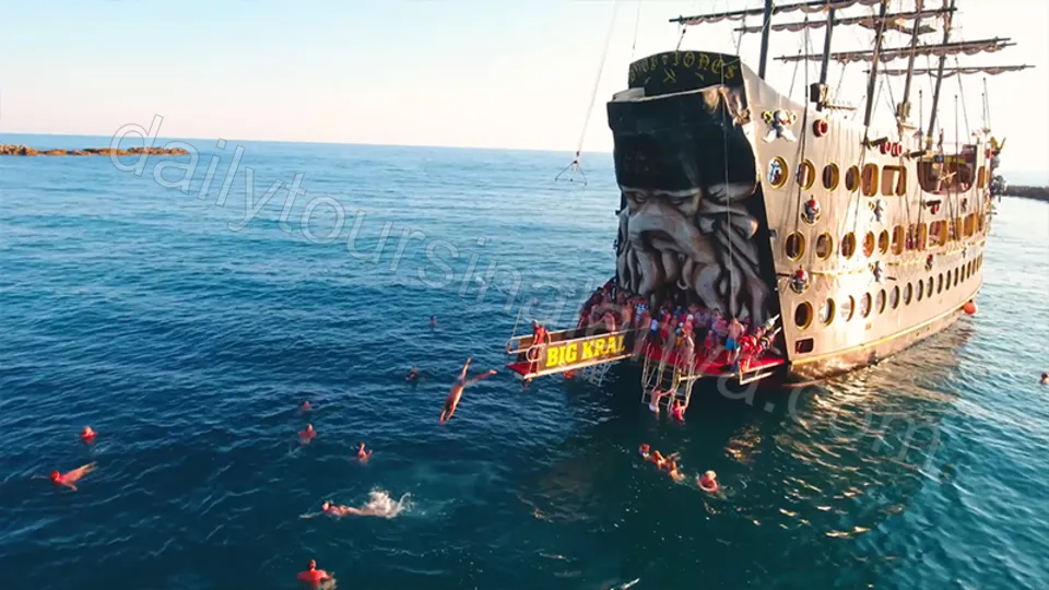 Big Kral Sunset Boat Tour photo 27