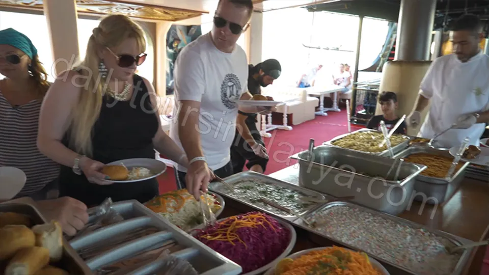 Big Kral Sunset Boat Tour photo 30