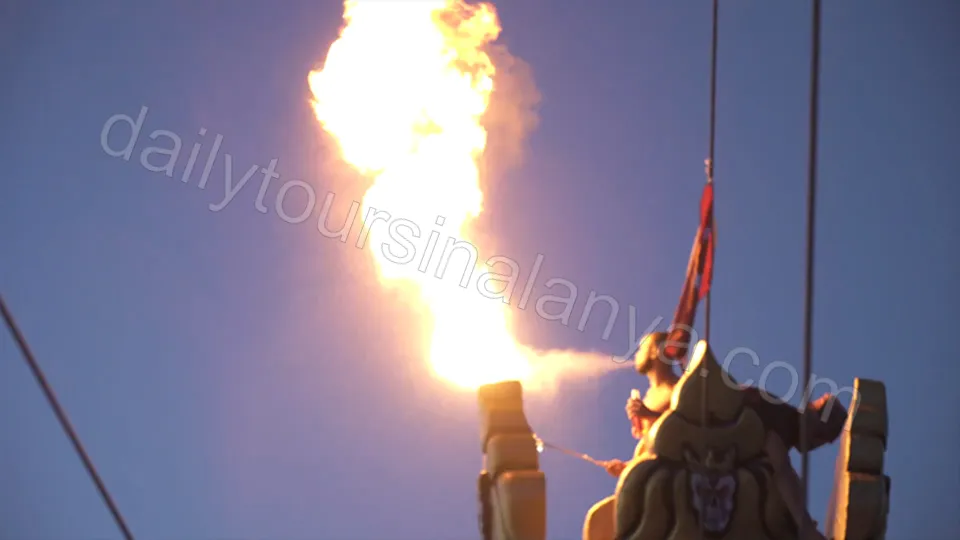 Big Kral Sunset Boat Tour photo 8