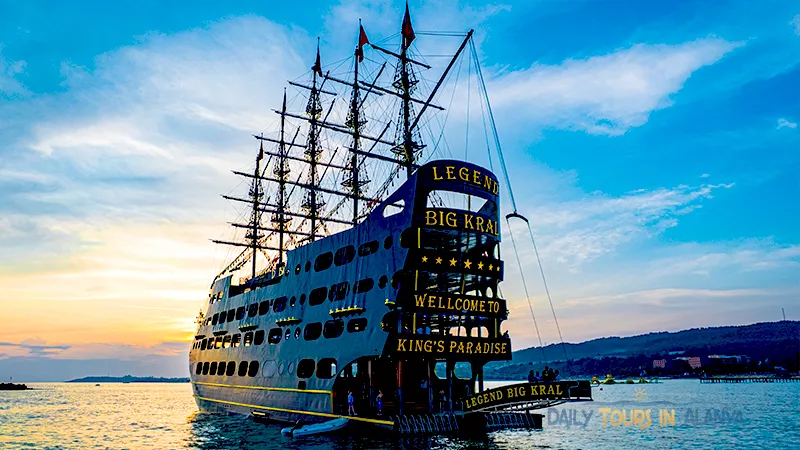 Alanya Legend Big Kral Boat Tour image 6