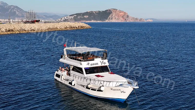 Alanya Group Yacht Tour image 8