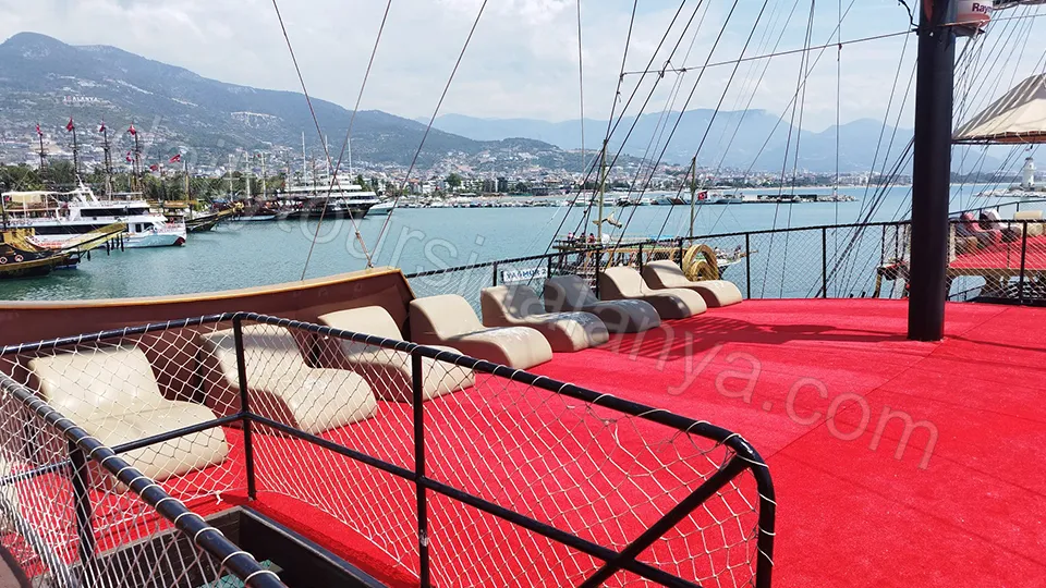 Alanya Titanic Pirate Boat Tour photo 3