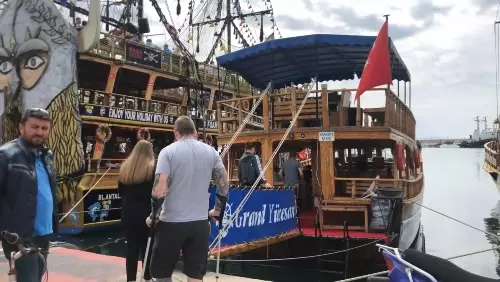 Snorkeling in Alanya with Fishing animation image 