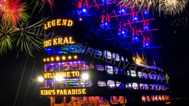 Легенд Биг Крал Закатная Прогулка На Корабле animation image 