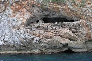 View of Lovers' Cave from the boat