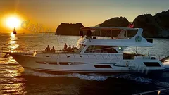 Queen Vip nav photo 3