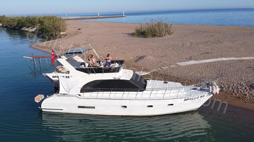 Apollo SS Luxury photo 5