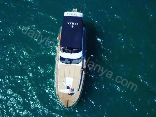 Miami Vip rental yacht photo