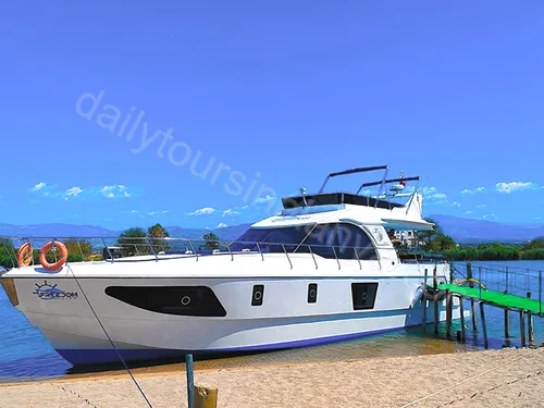 Freedom rental yacht photo